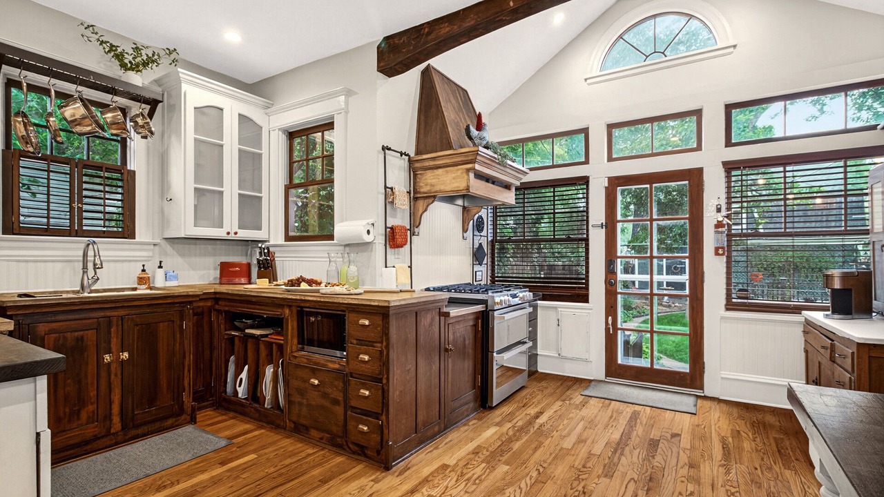 Photo of Kitchen in Old North End