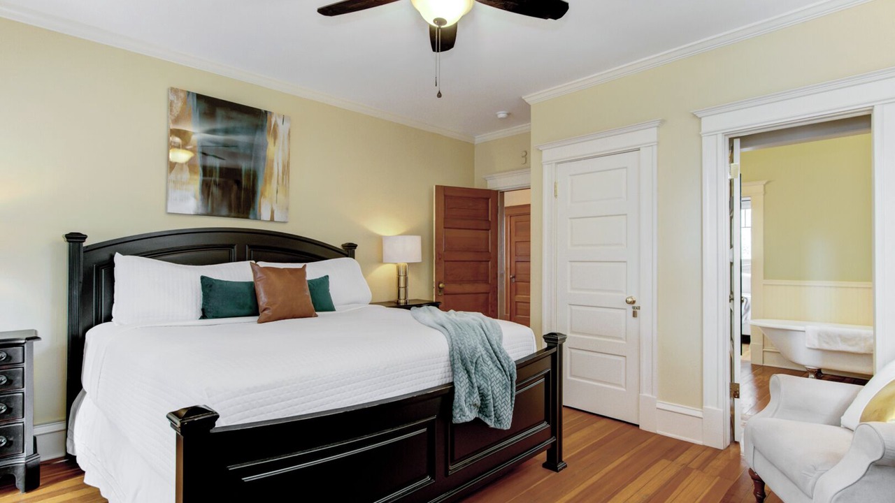 Photo of Bedroom in Old North End