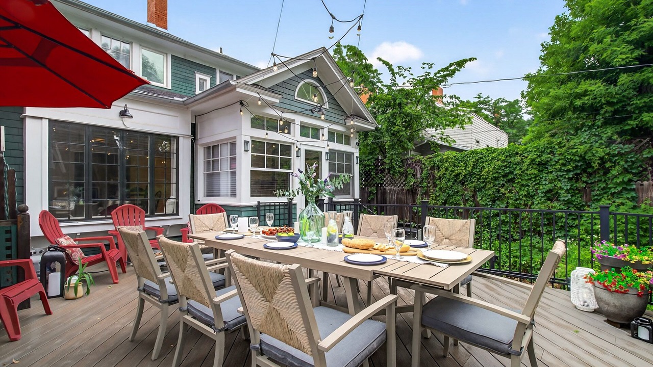 Photo of Outdoor in Old North End