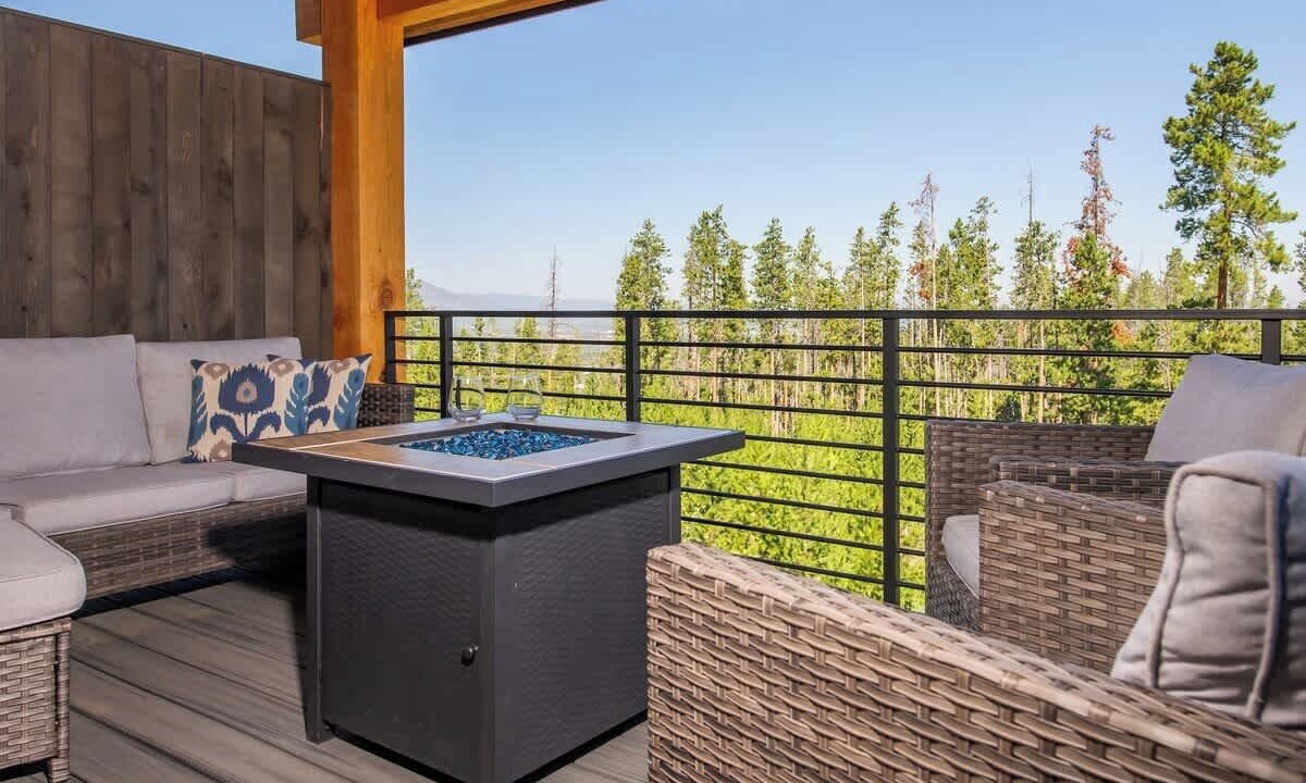 Photo of Outdoor in Fraser