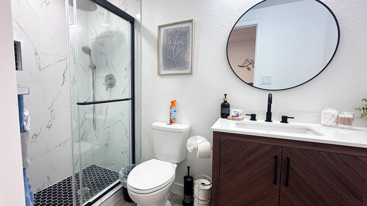Photo of Bathroom in The Pinery
