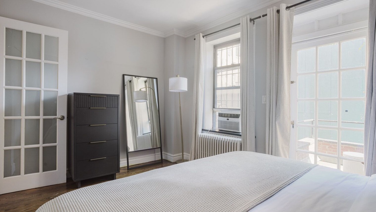 Photo of Bedroom in Uptown
