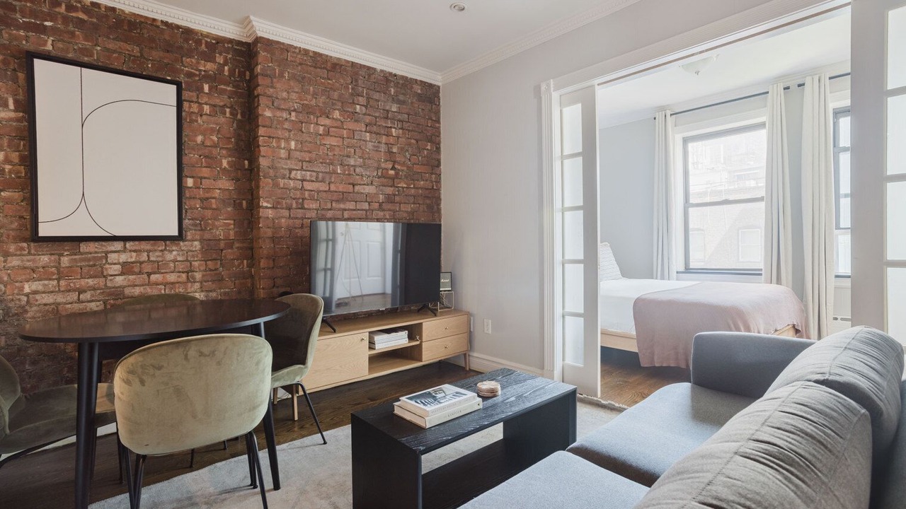 Photo of Bedroom in Uptown