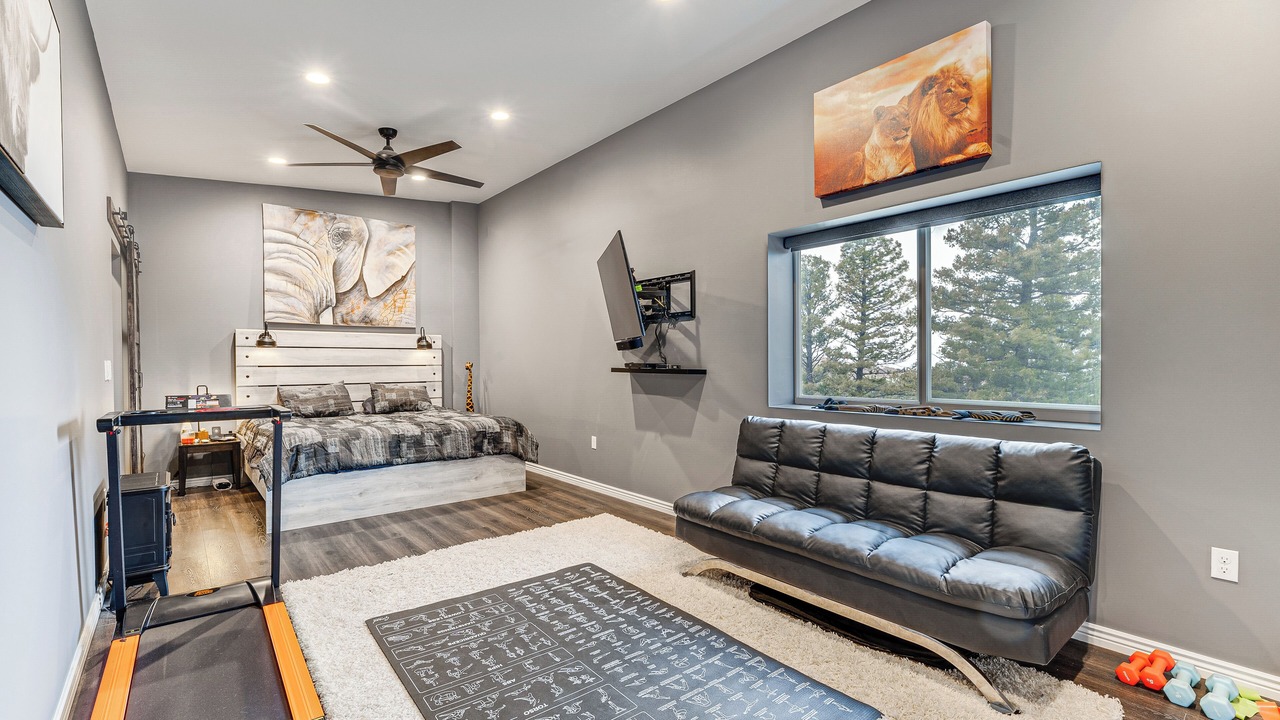 Photo of Bedroom in Lake George