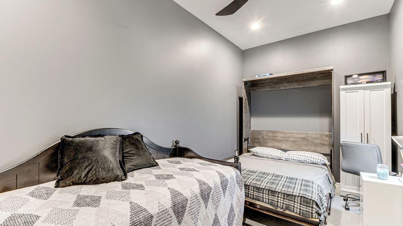 Photo of Bedroom in Lake George