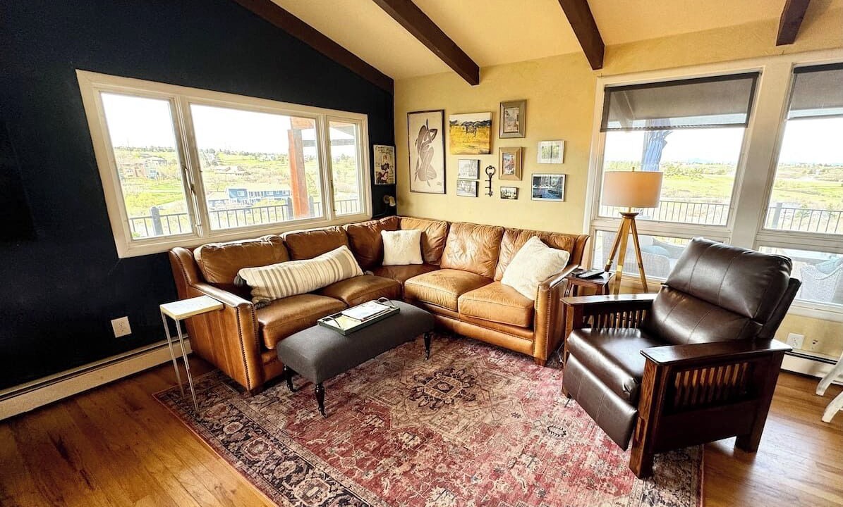 Photo of Livingroom in Castle Rock