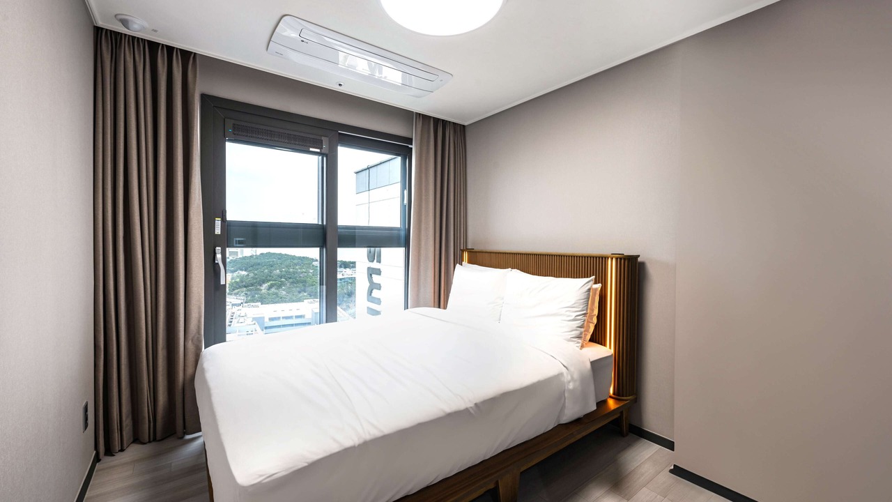 Photo of Bedroom in Busan