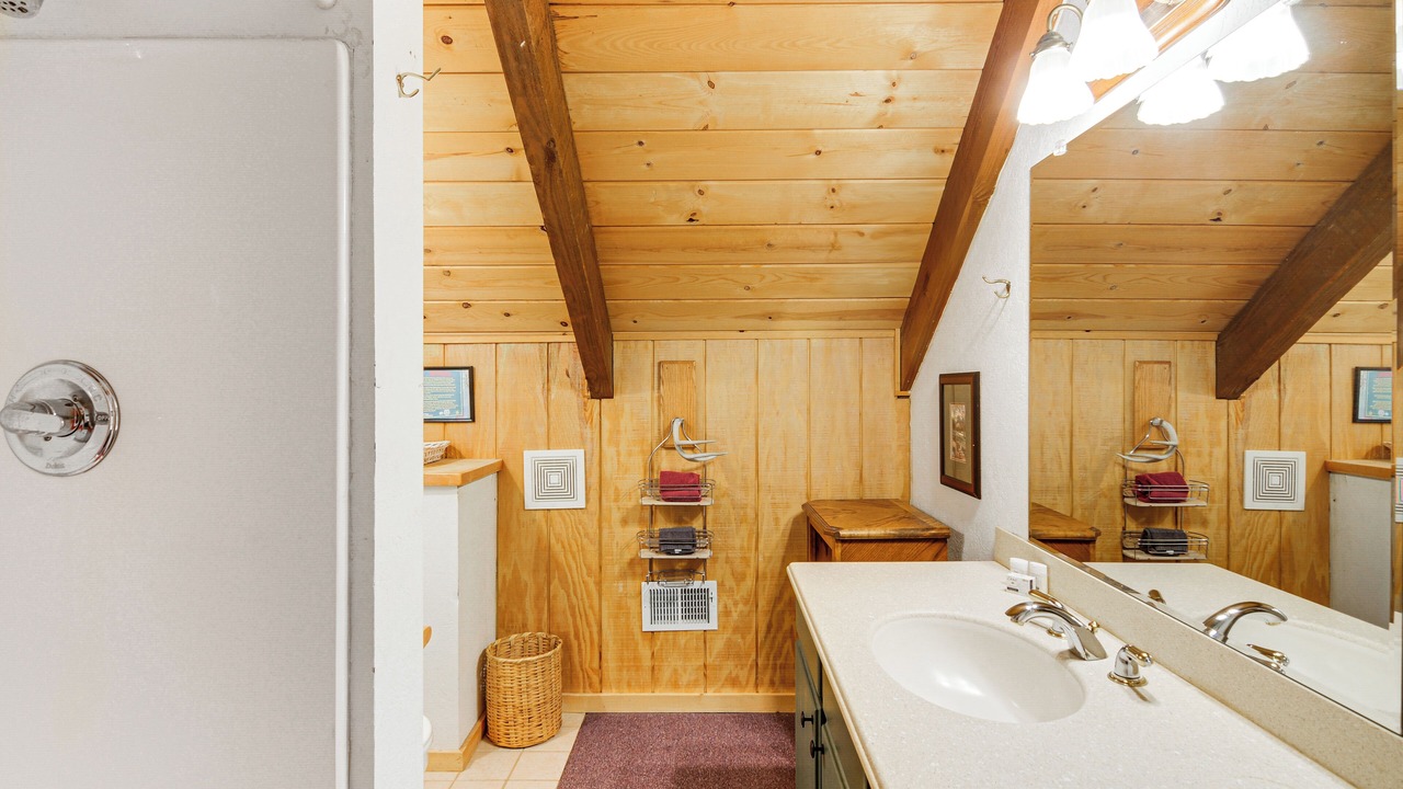 Photo of Bathroom in San Juan River Village