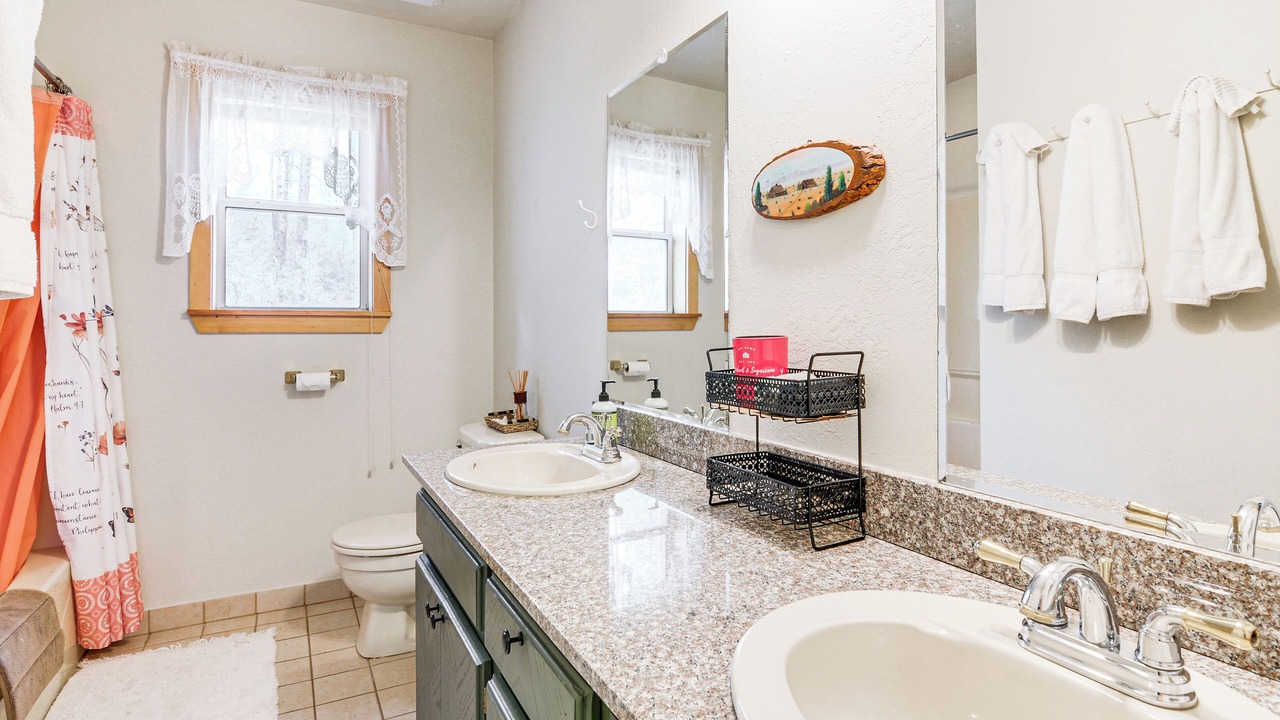 Photo of Bathroom in San Juan River Village