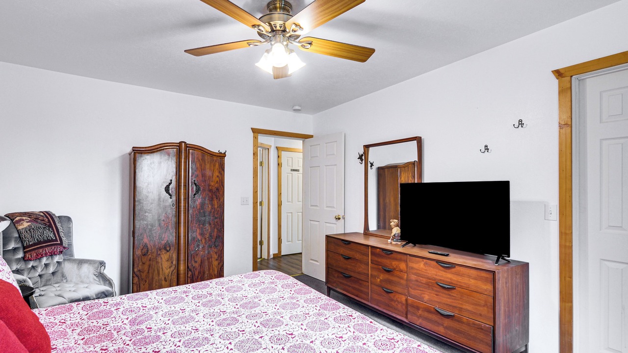 Photo of Bedroom in San Juan River Village