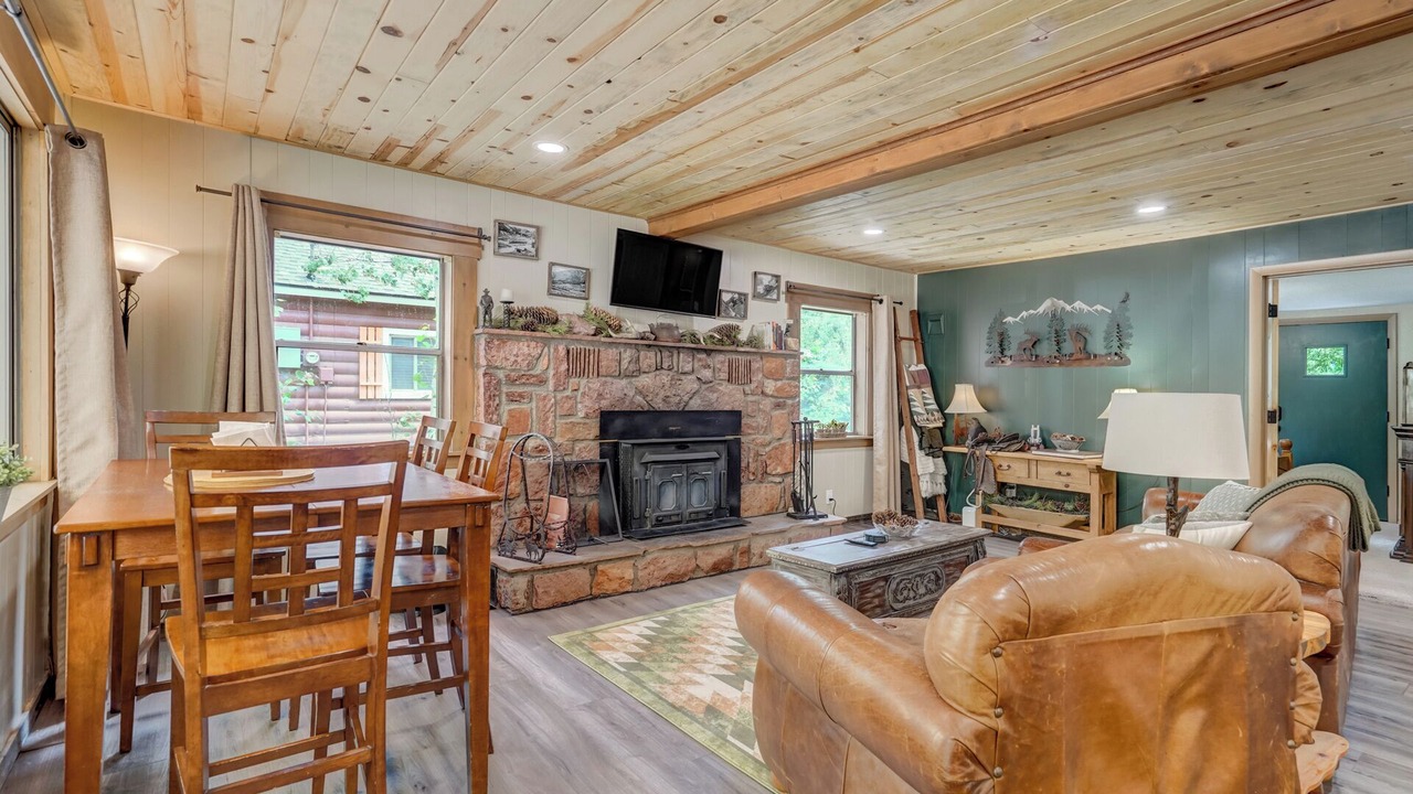 Photo of Livingroom in Cascade-Chipita Park