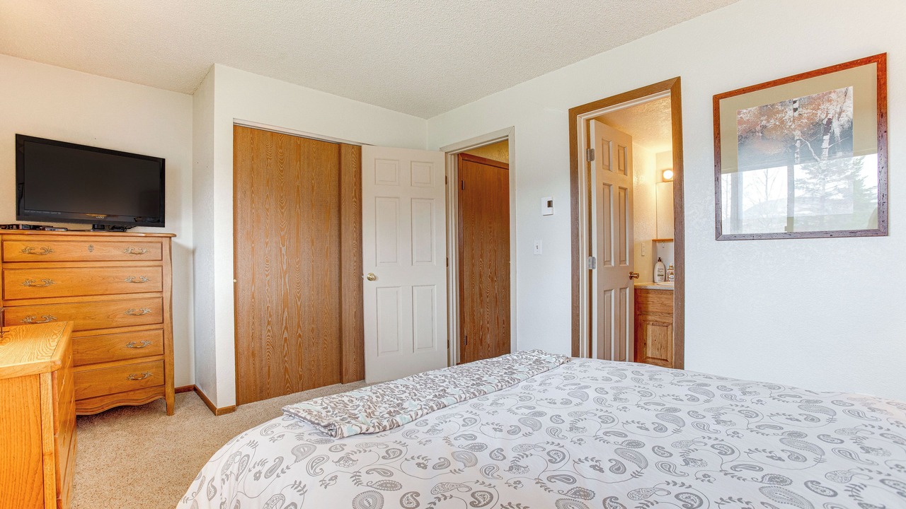 Photo of Bedroom in Fraser