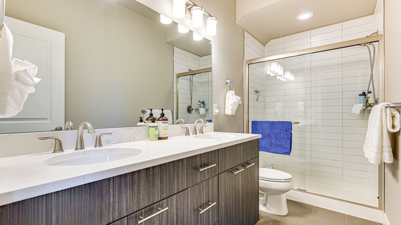 Photo of Bathroom in Rendezvous