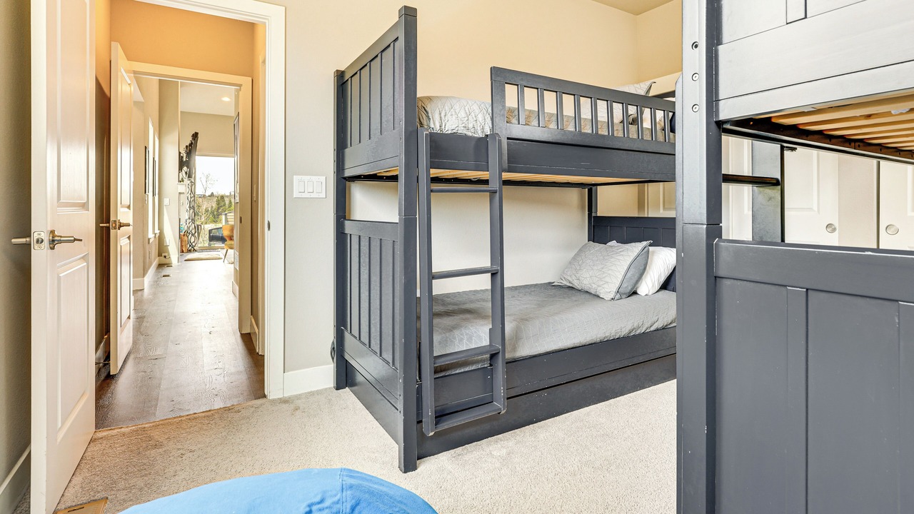 Photo of Bedroom in Rendezvous
