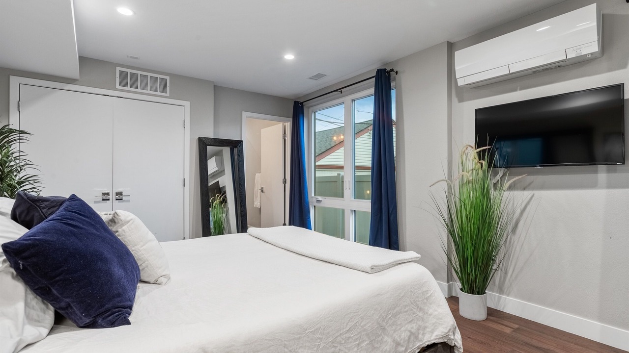 Photo of Bedroom in Sunnyside