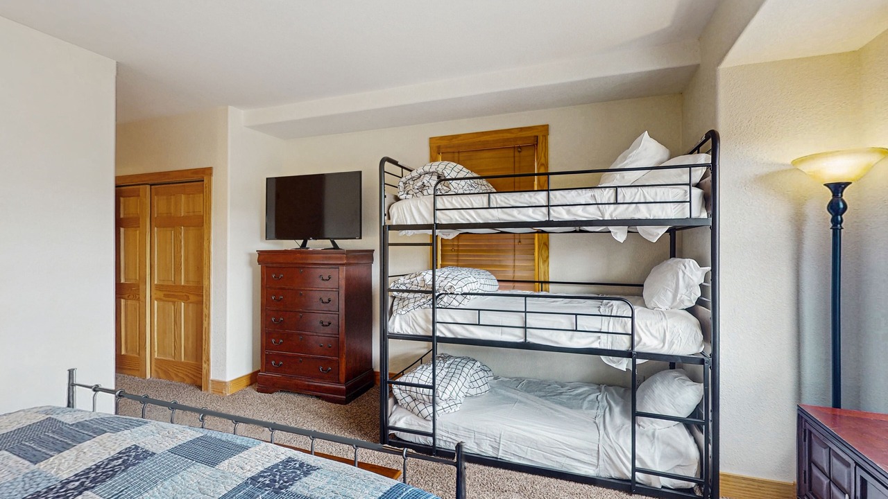 Photo of Bedroom in Grand Elk Ranch