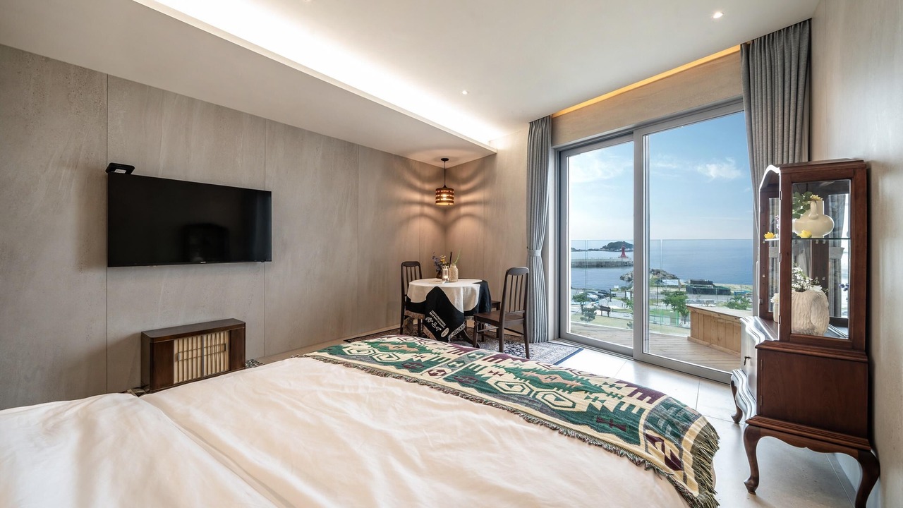 Photo of Bedroom in Toseong
