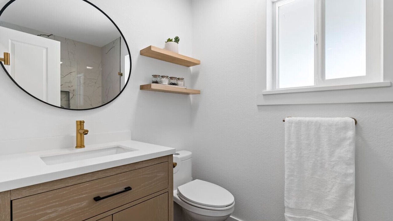 Photo of Bathroom in Lamar Heights Area
