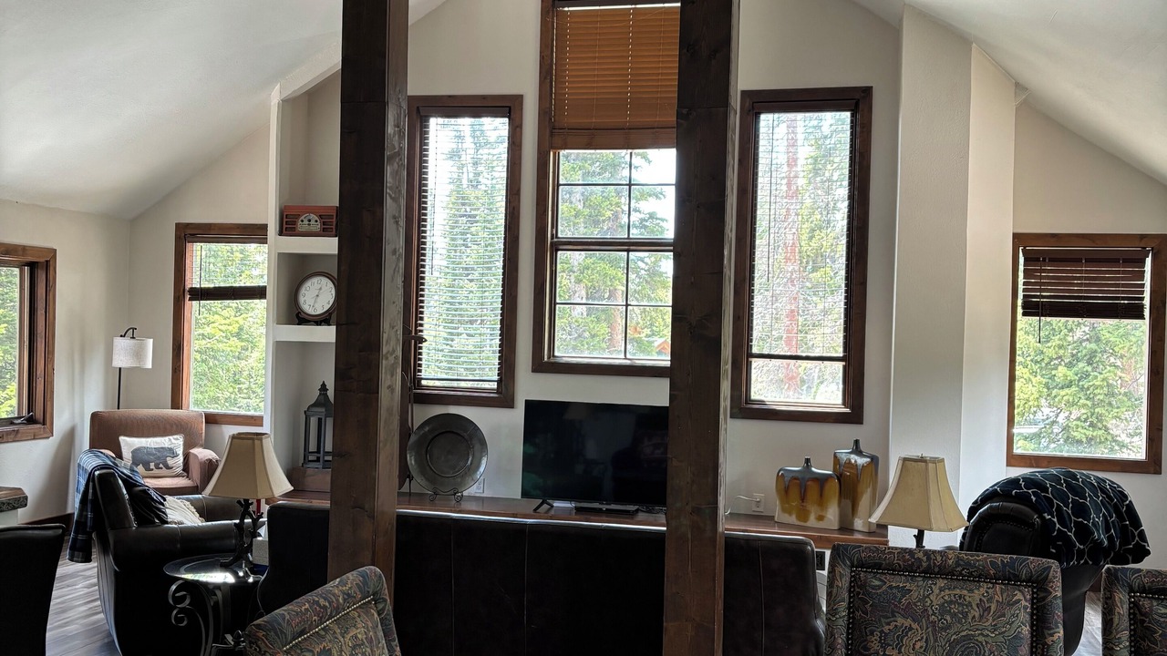 Photo of Livingroom in Valley of the Sun