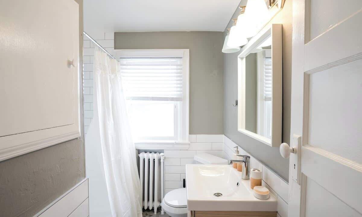Photo of Bathroom in City Park West