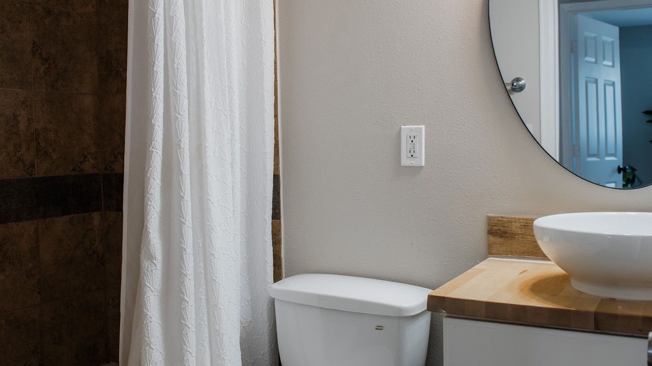 Photo of Bathroom in South Westminster