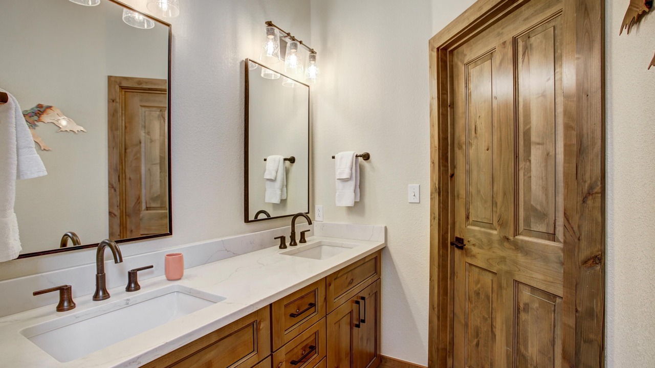 Photo of Bathroom in Warrior's Mark