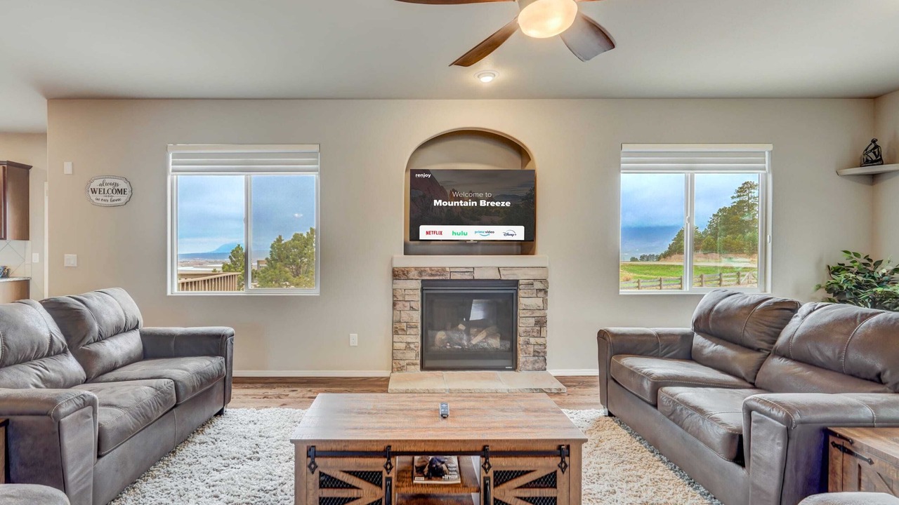 Photo of Livingroom in Woodmoor