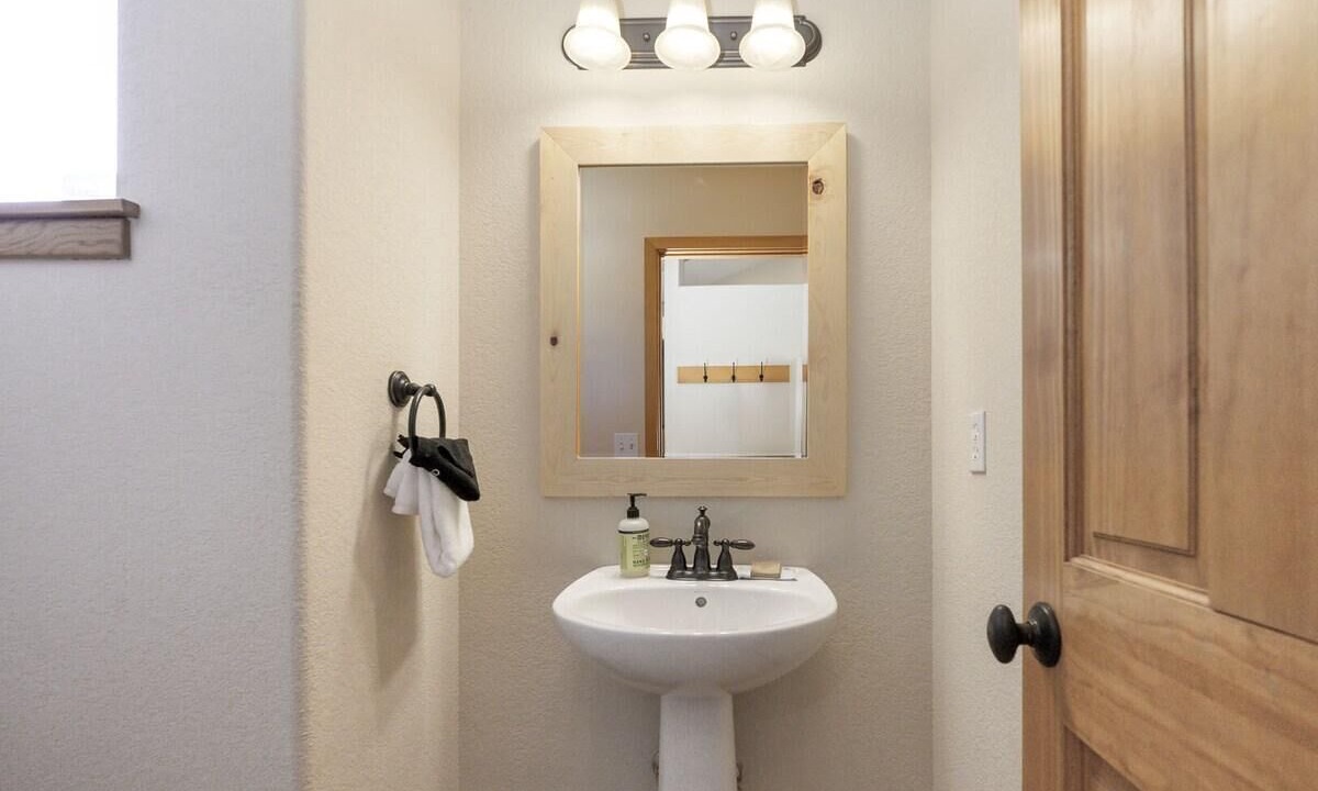 Photo of Bathroom in Rendezvous