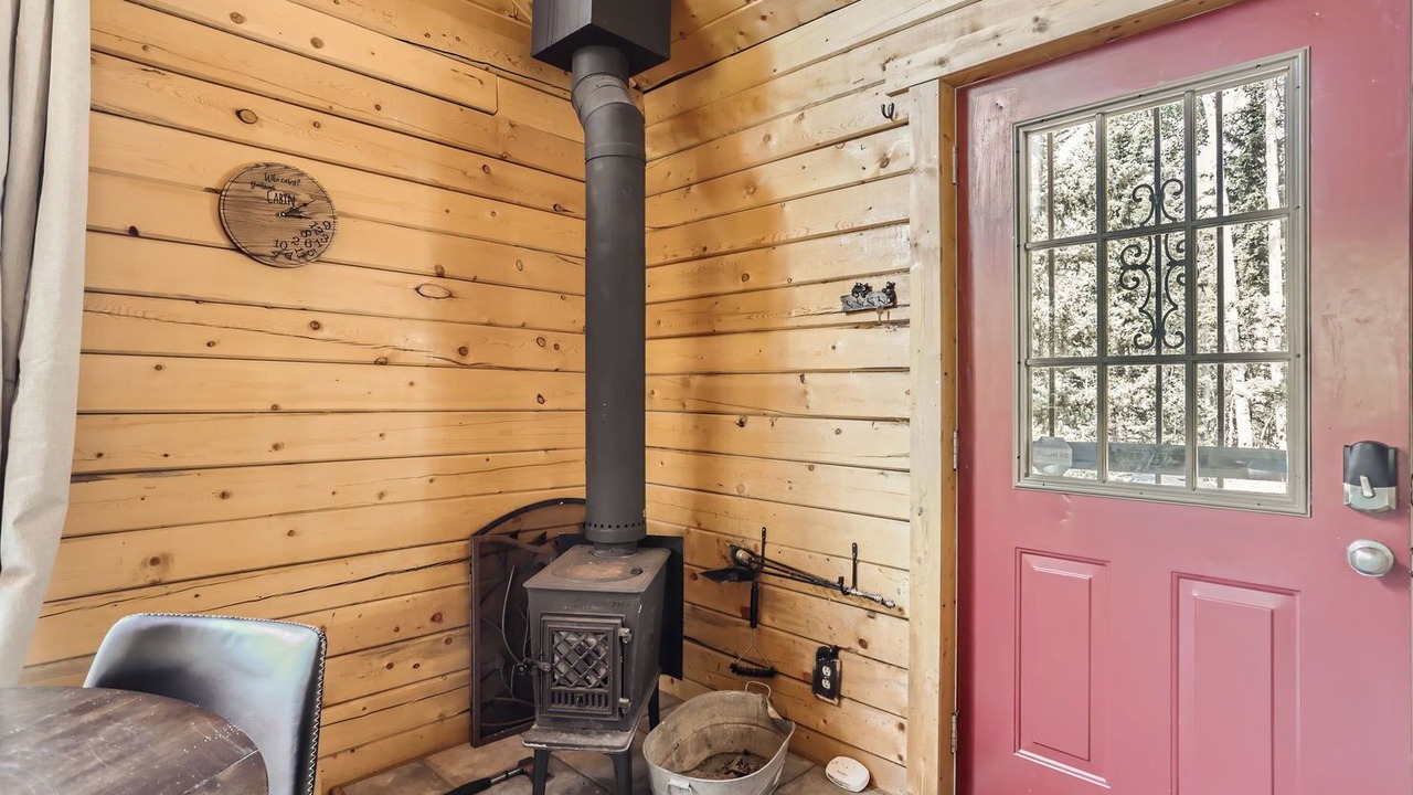 Photo of Livingroom in Indian Mountain