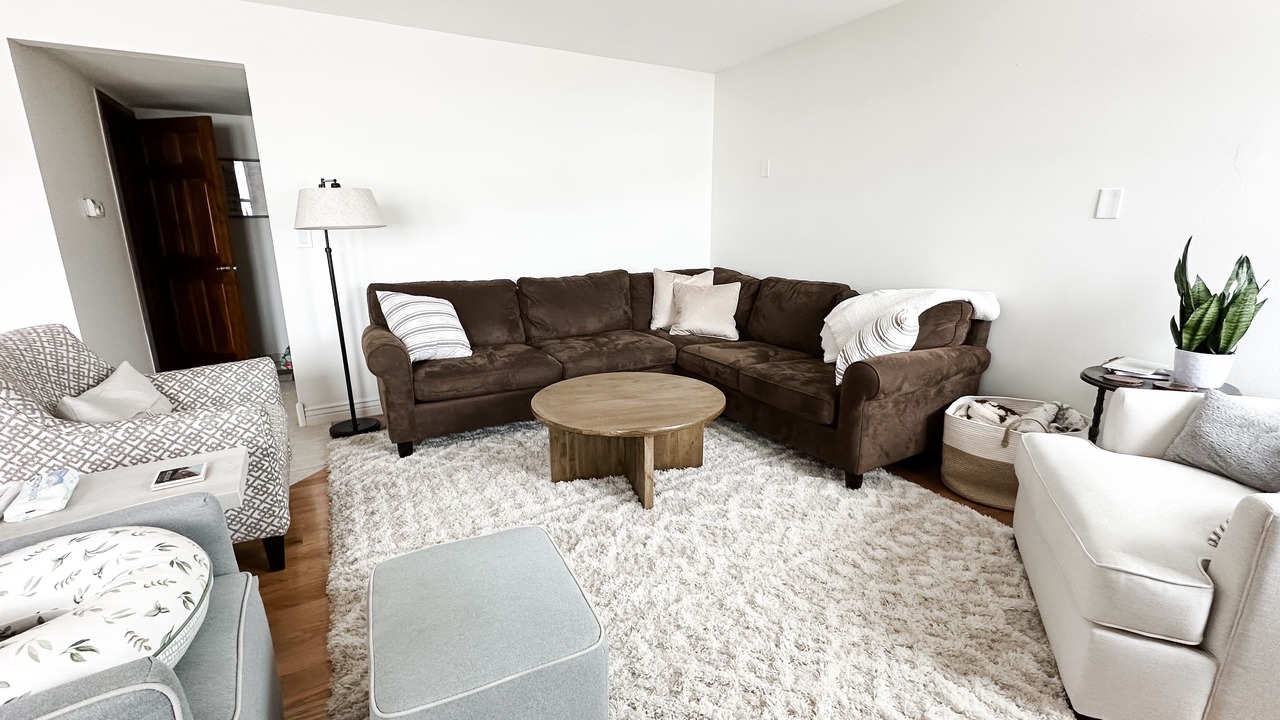 Photo of Livingroom in Ken Caryl Ranch North Plains