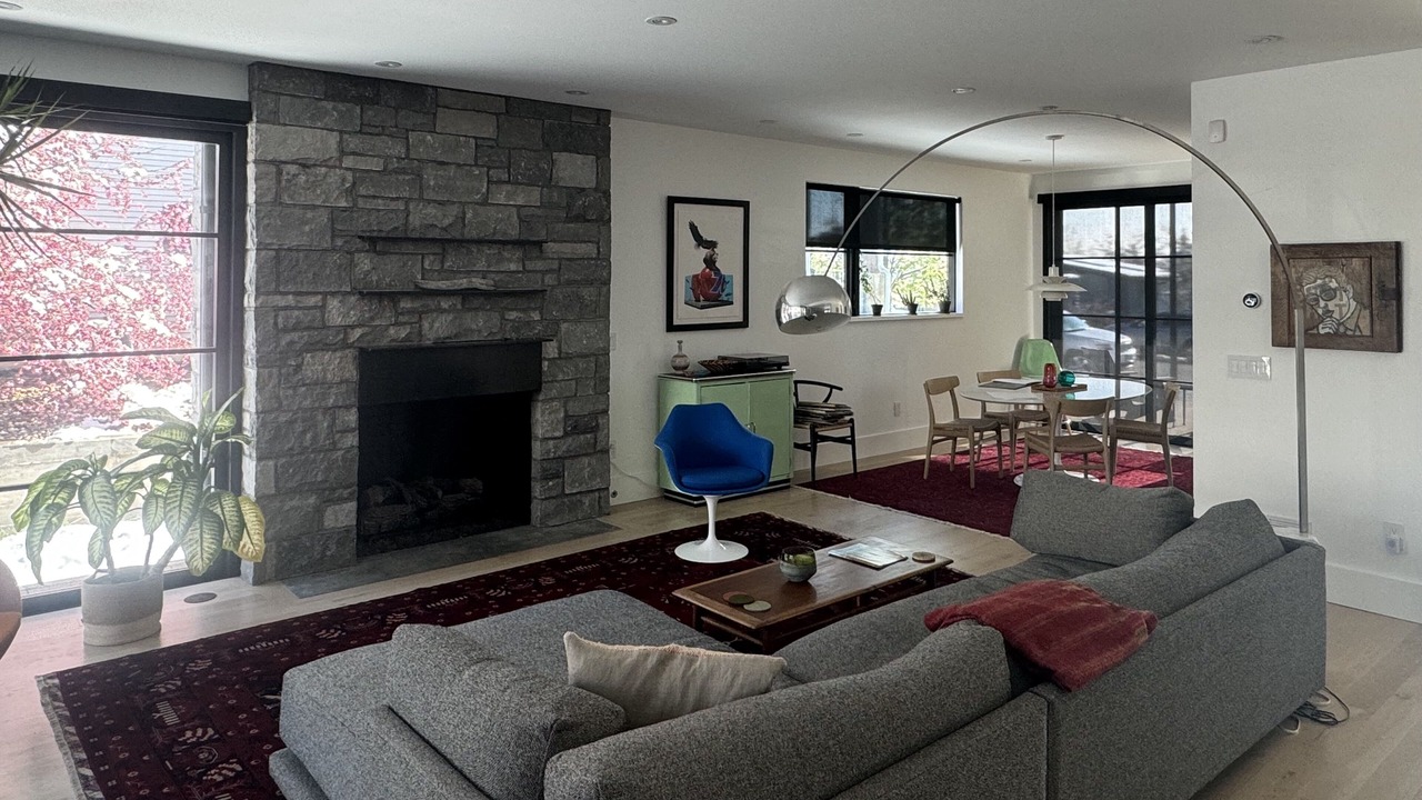 Photo of Livingroom in Newlands
