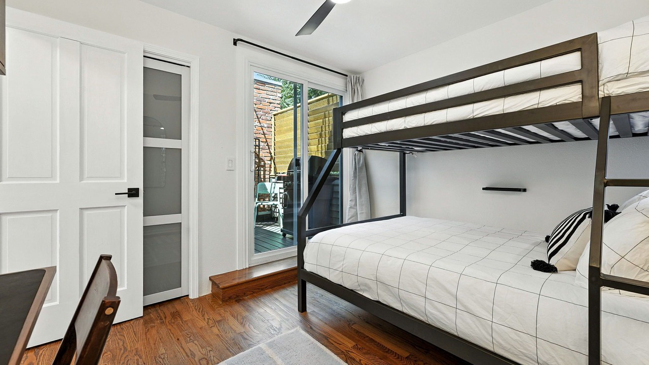 Photo of Bedroom in Downtown