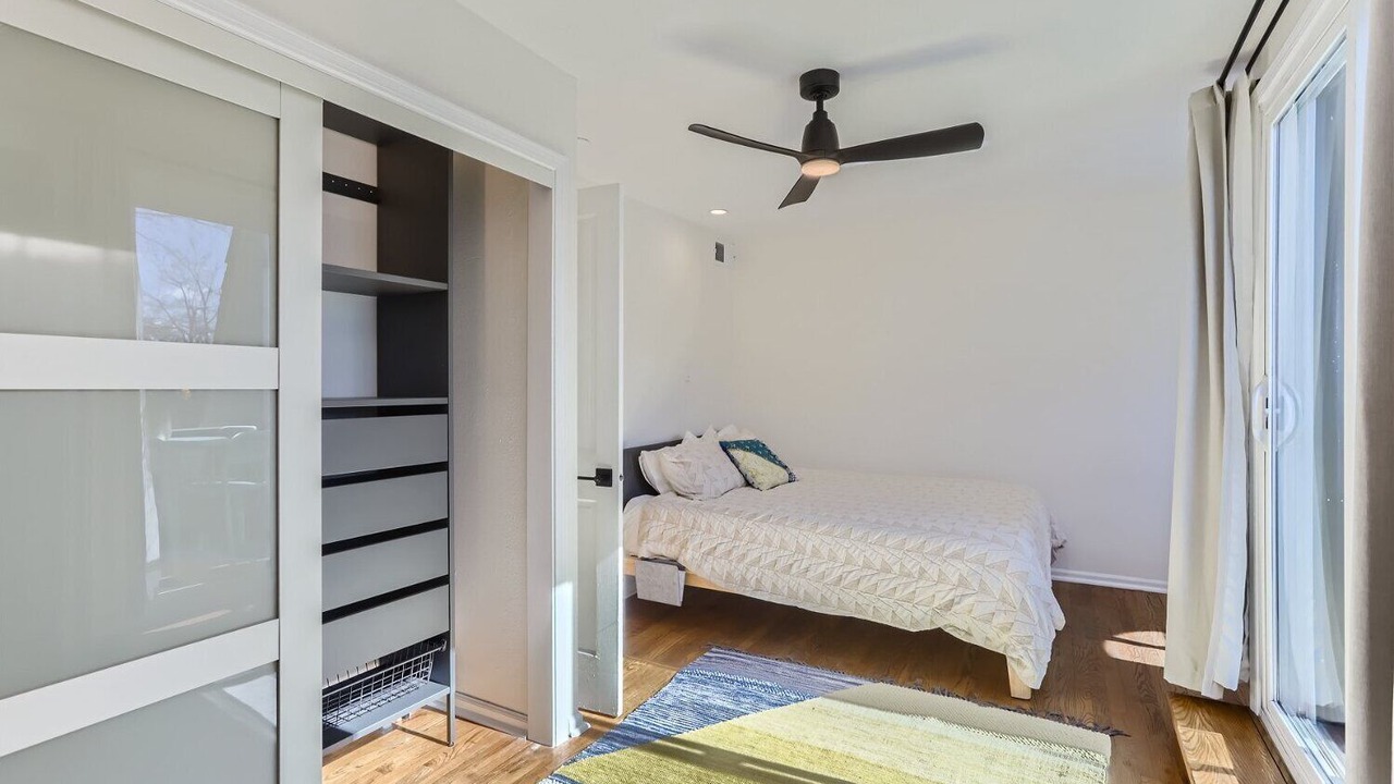 Photo of Bedroom in Downtown