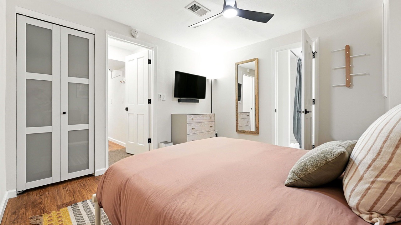 Photo of Bedroom in Downtown