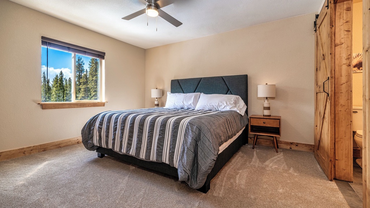 Photo of Bedroom in Valley of the Sun