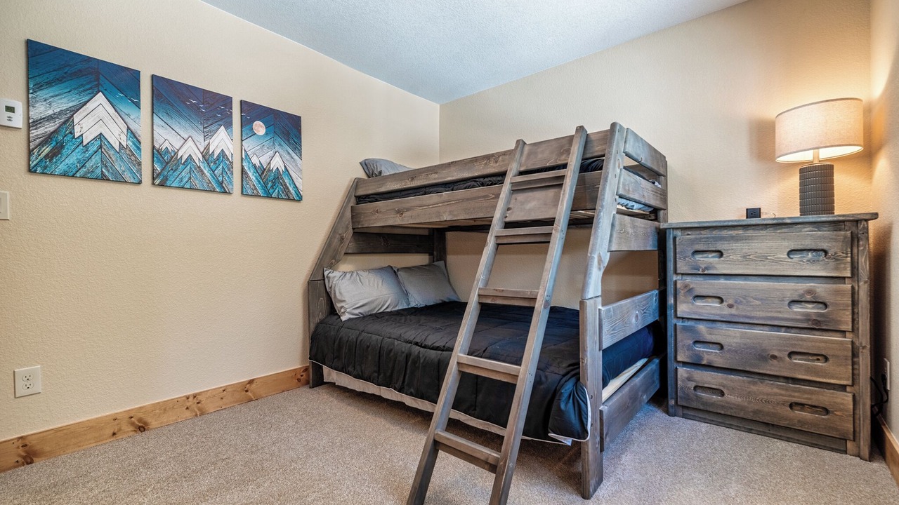 Photo of Bedroom in Valley of the Sun