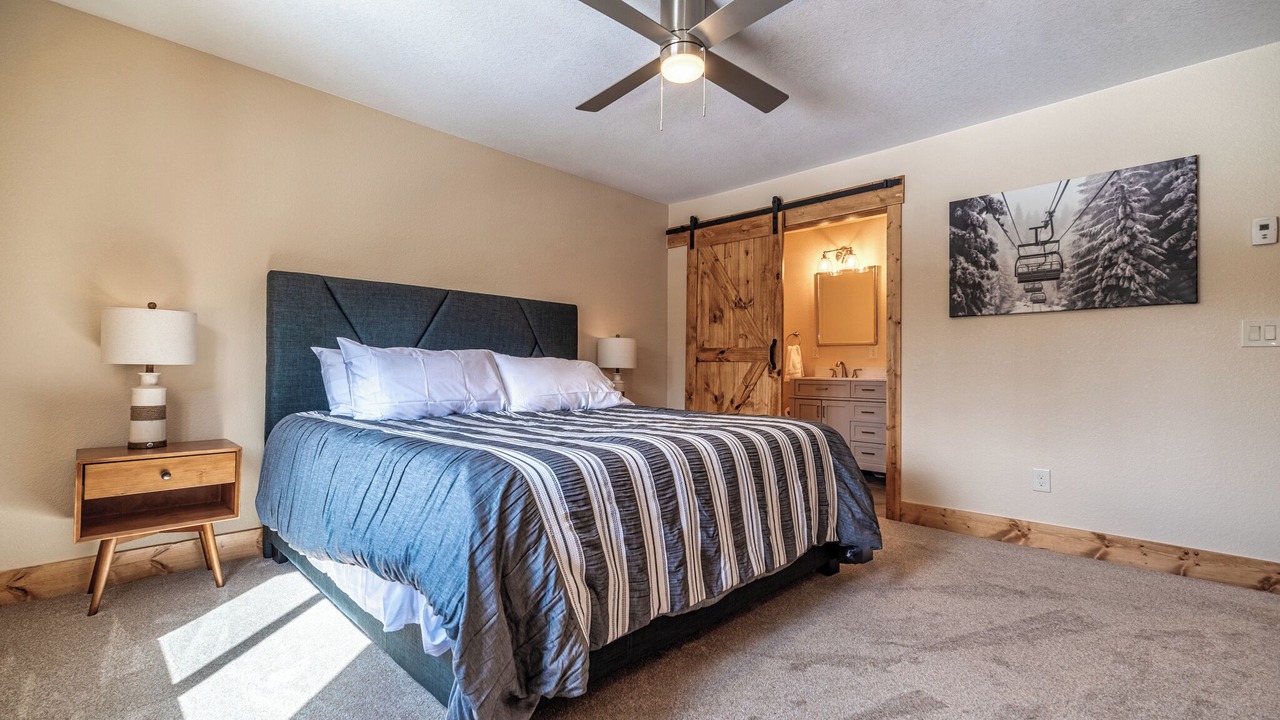 Photo of Bedroom in Valley of the Sun