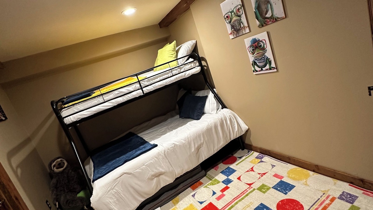 Photo of Bedroom in Woodmoor