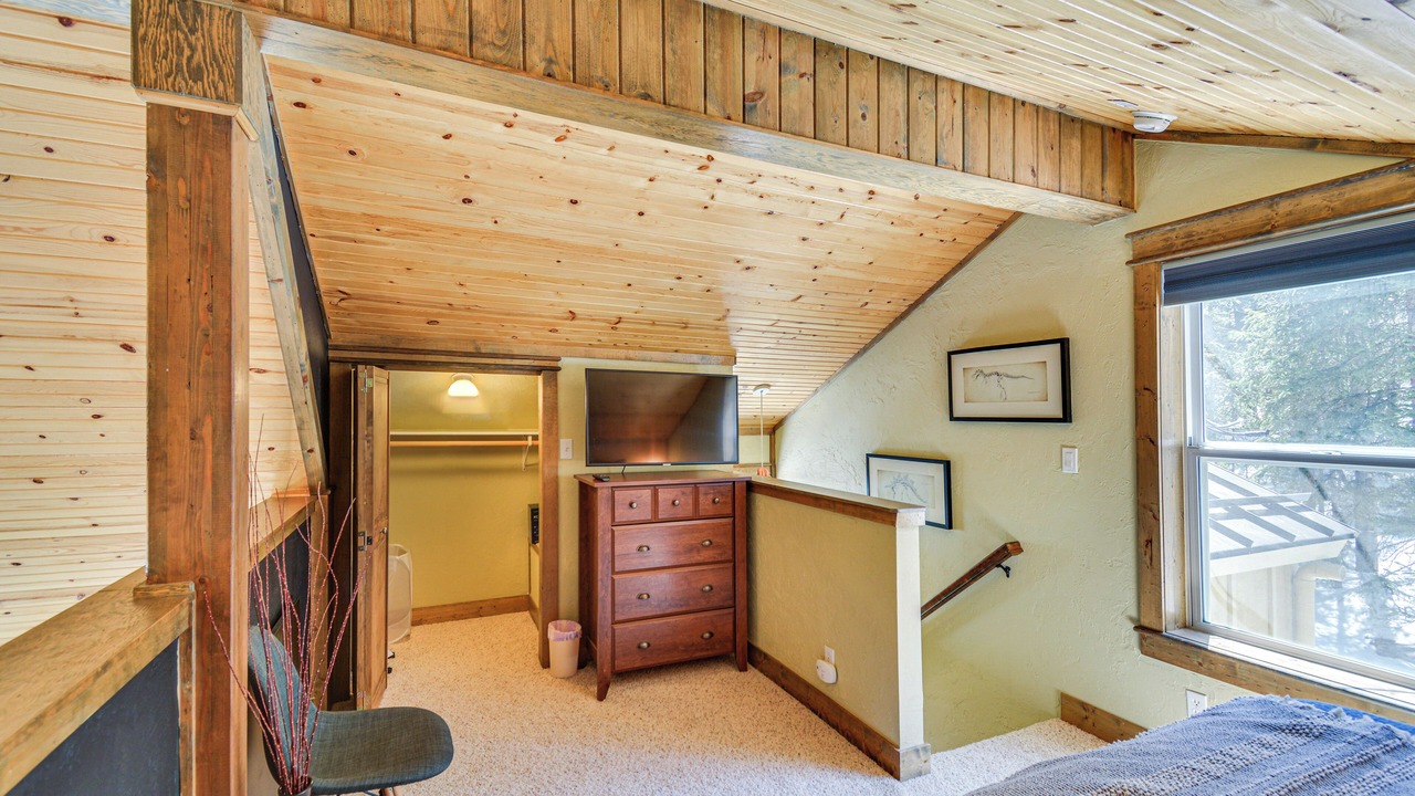 Photo of Bedroom in Valley of the Sun
