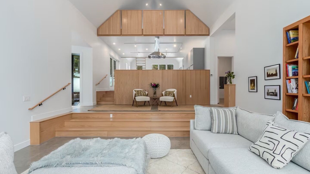 Photo of Livingroom in Michigan Hill