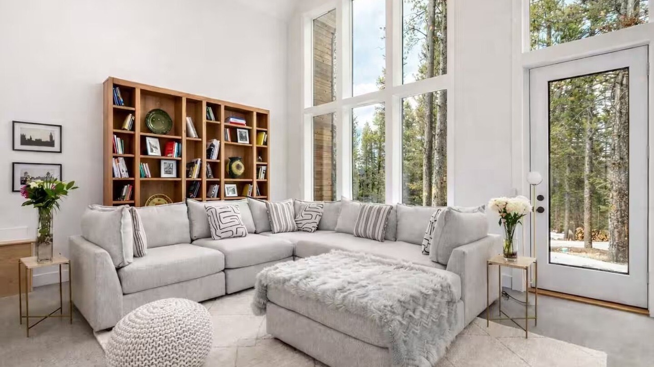 Photo of Livingroom in Michigan Hill