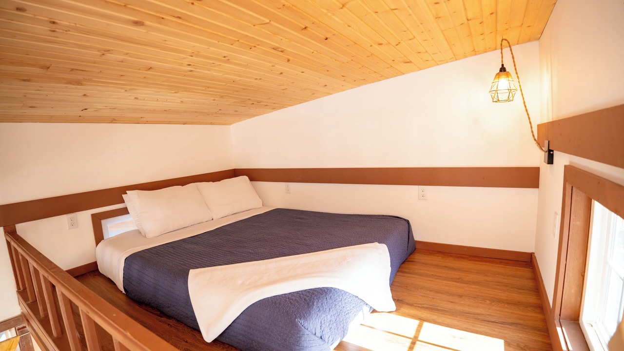 Photo of Bedroom in Lyons