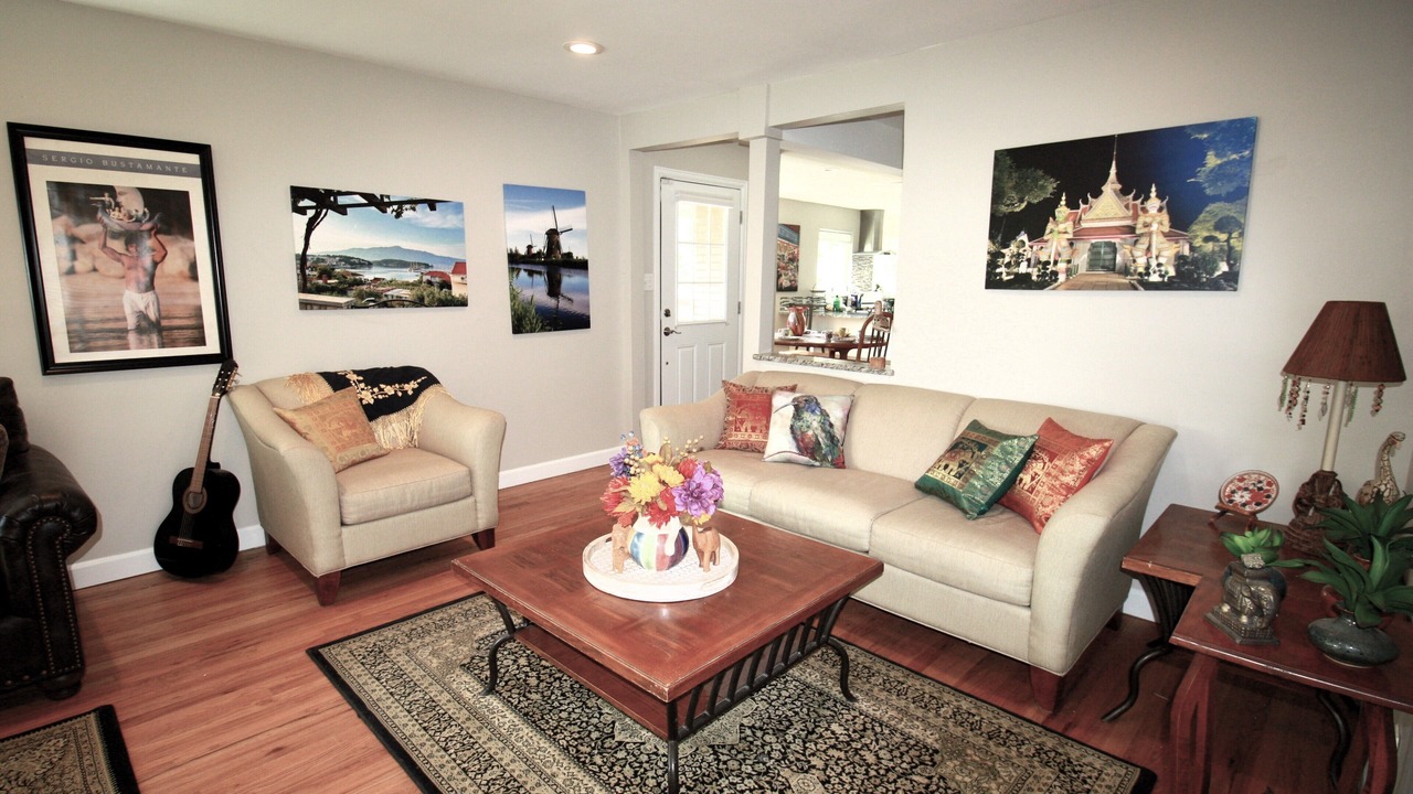 Photo of Livingroom in Bel Aire