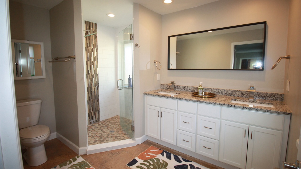 Photo of Bathroom in Bel Aire