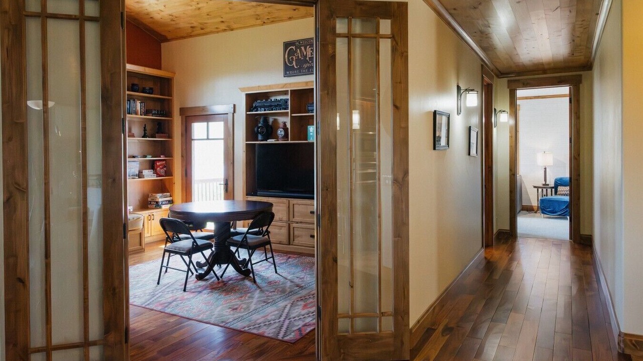 Photo of Bedroom in Grand Lake