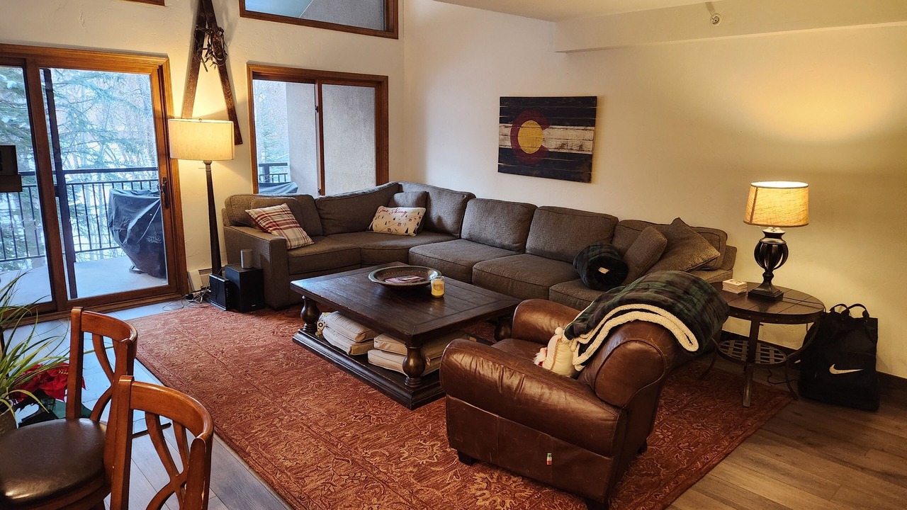 Photo of Livingroom in Vail