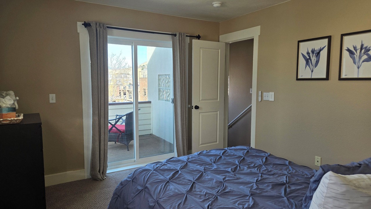 Photo of Bedroom in Golden