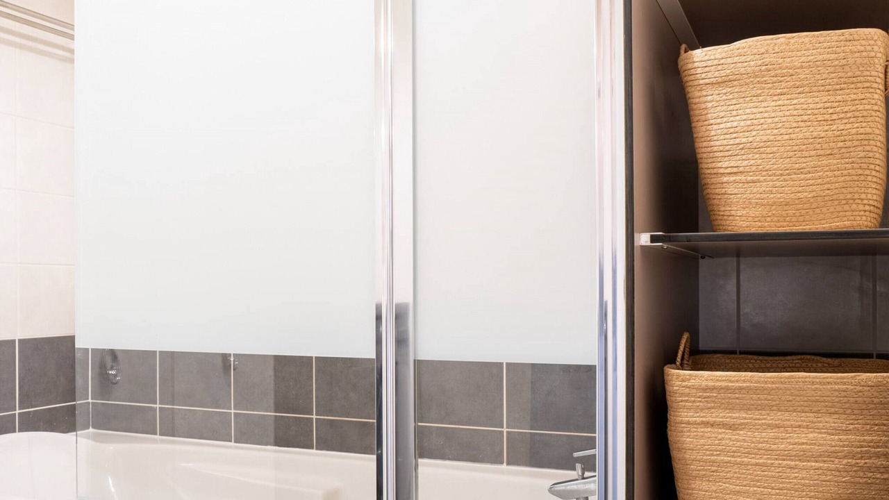 Photo of Bathroom in Cran-Gevrier