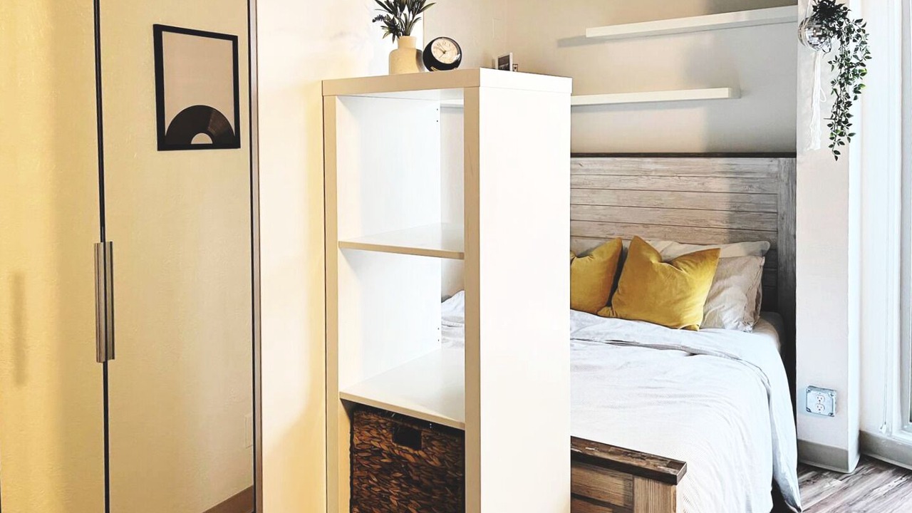 Photo of Bedroom in Jefferson Park