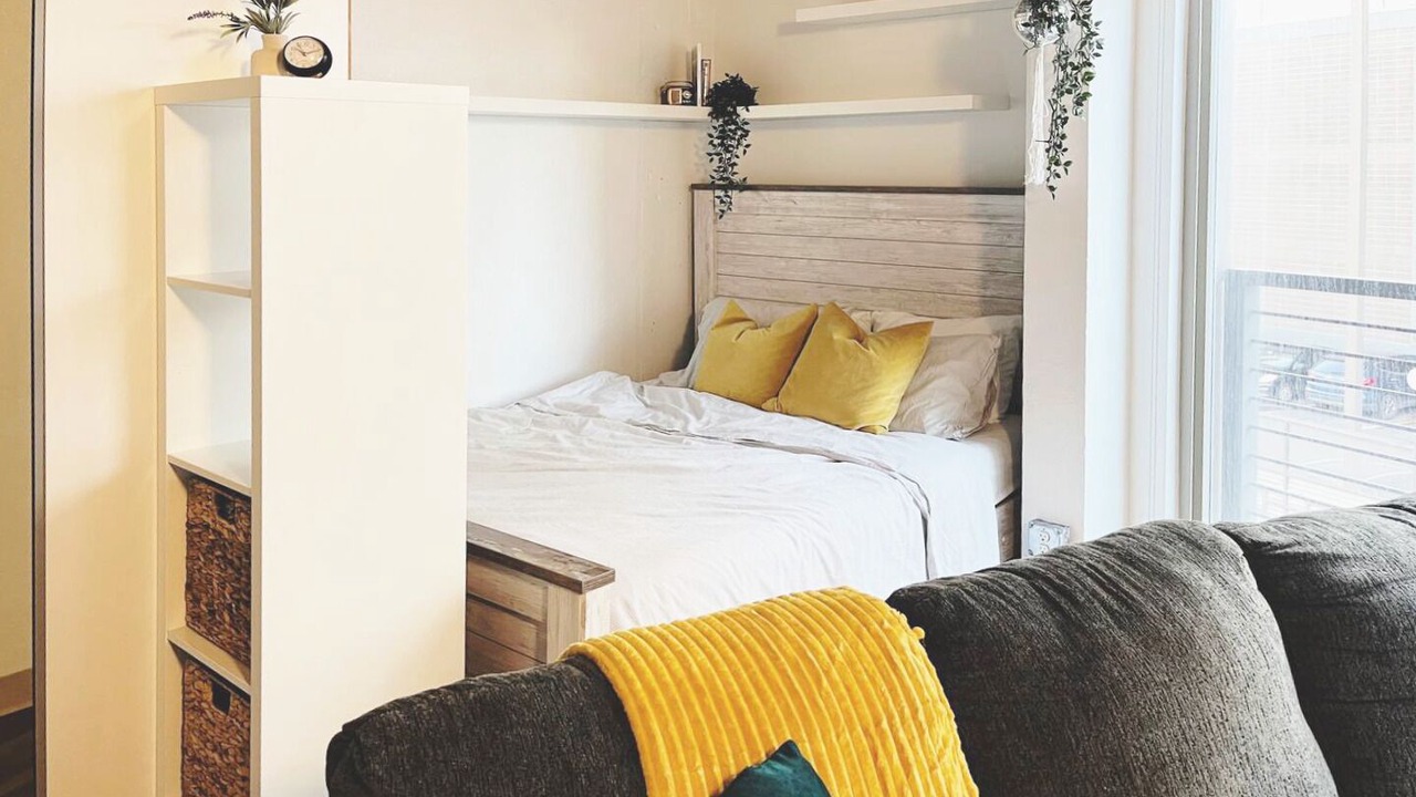 Photo of Bedroom in Jefferson Park